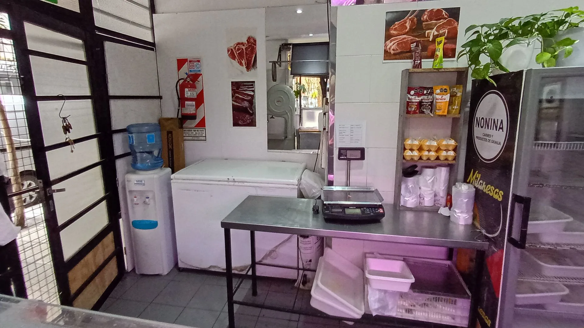 VENTA FONDO DE COMERCIO EN ZONA LA PERLA foto 2