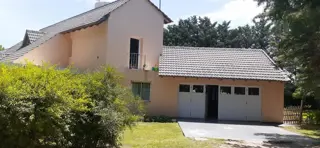 EXCELENTE CASA DE CATEGORÍA EN VENTA foto 3