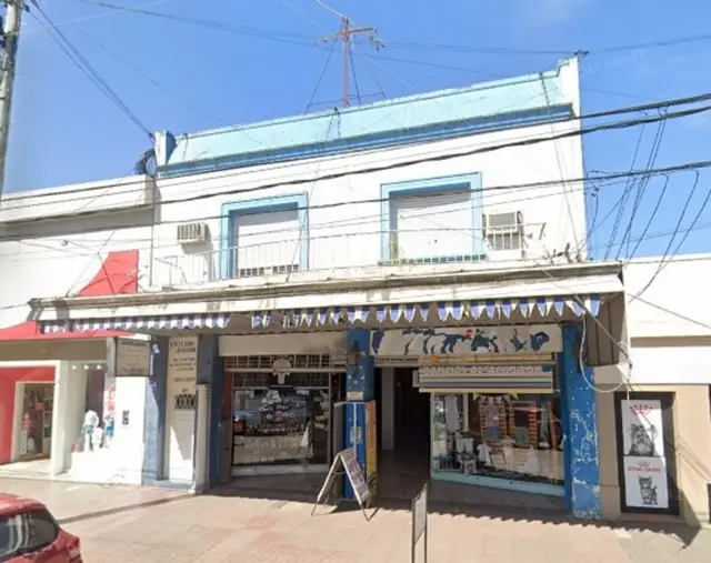 6 Locales en Galería Suárez -OPORTUNIDAD-