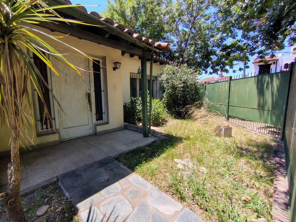 Casa 4amb en Boulogne c patio/cochera APTA CREDITO foto 2