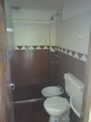 #DelOesteInmueblesALQUILA. foto 4
