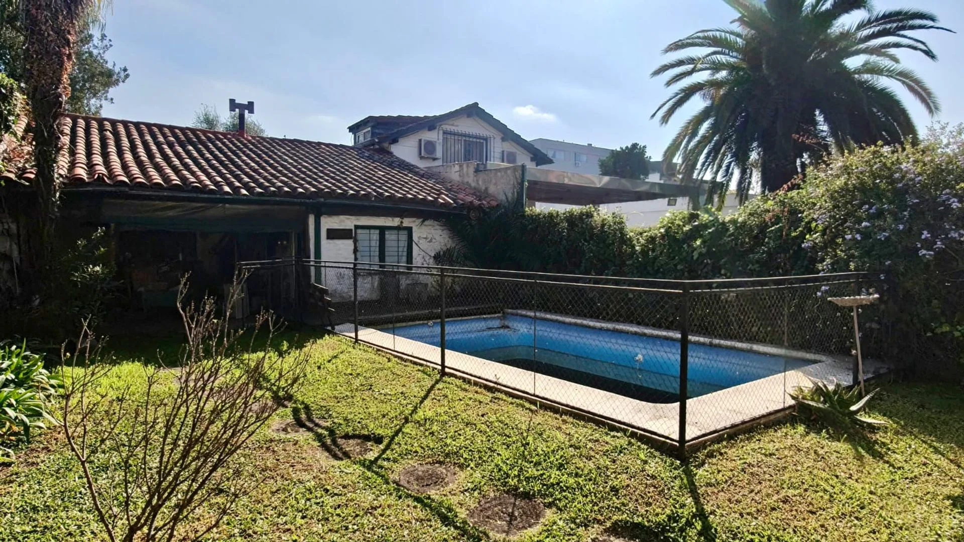 VENTA Florida Casa 380m2 terreno en CUL DE SAC foto 2