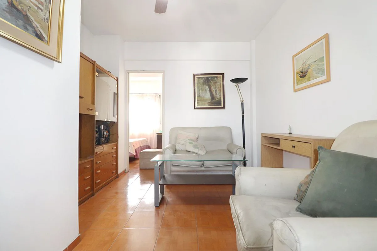 VENTA 2 AMB CON COCHERA APTO CREDITO RECOLETA foto 2