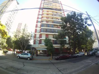 Excelente departamento de 4 ambientes en Torres de Prefectura foto 2