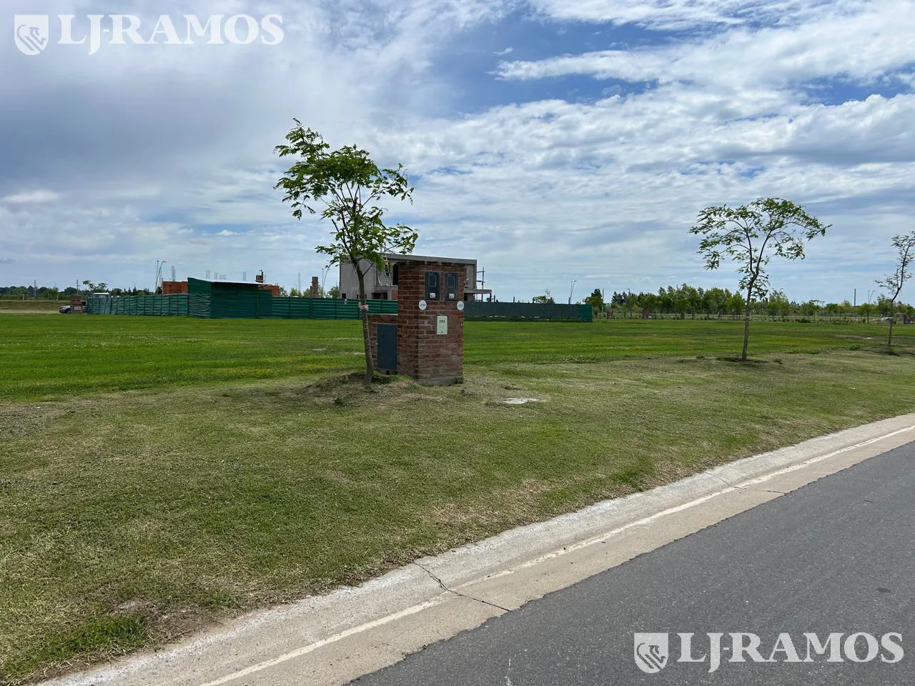 Terreno en Puertos del Lago - BARRIO AMARRAS foto 3