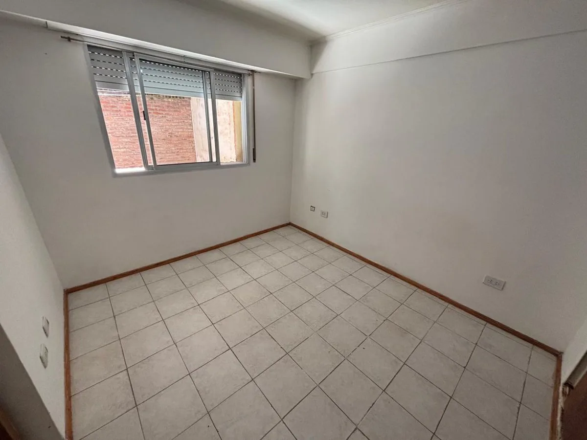 VENTA DEPARTAMENTO 1 DORMITORIO 2 PATIOS PICHINCHA foto 3