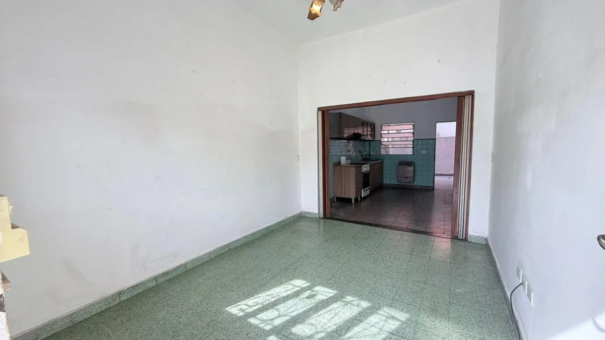 VENDE 3 amb PB con patio foto 4