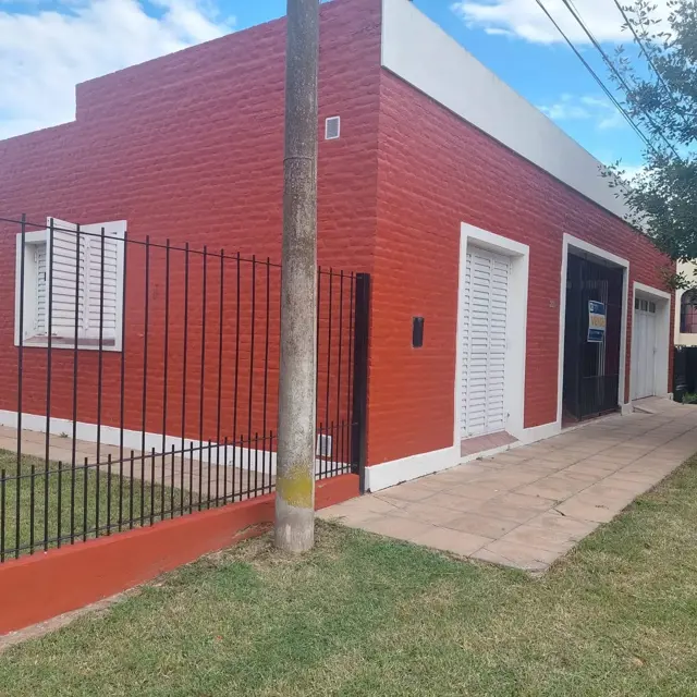 VENTA DE CASA EN RAWSON C/GAS NATURAL - PCIA BS AS