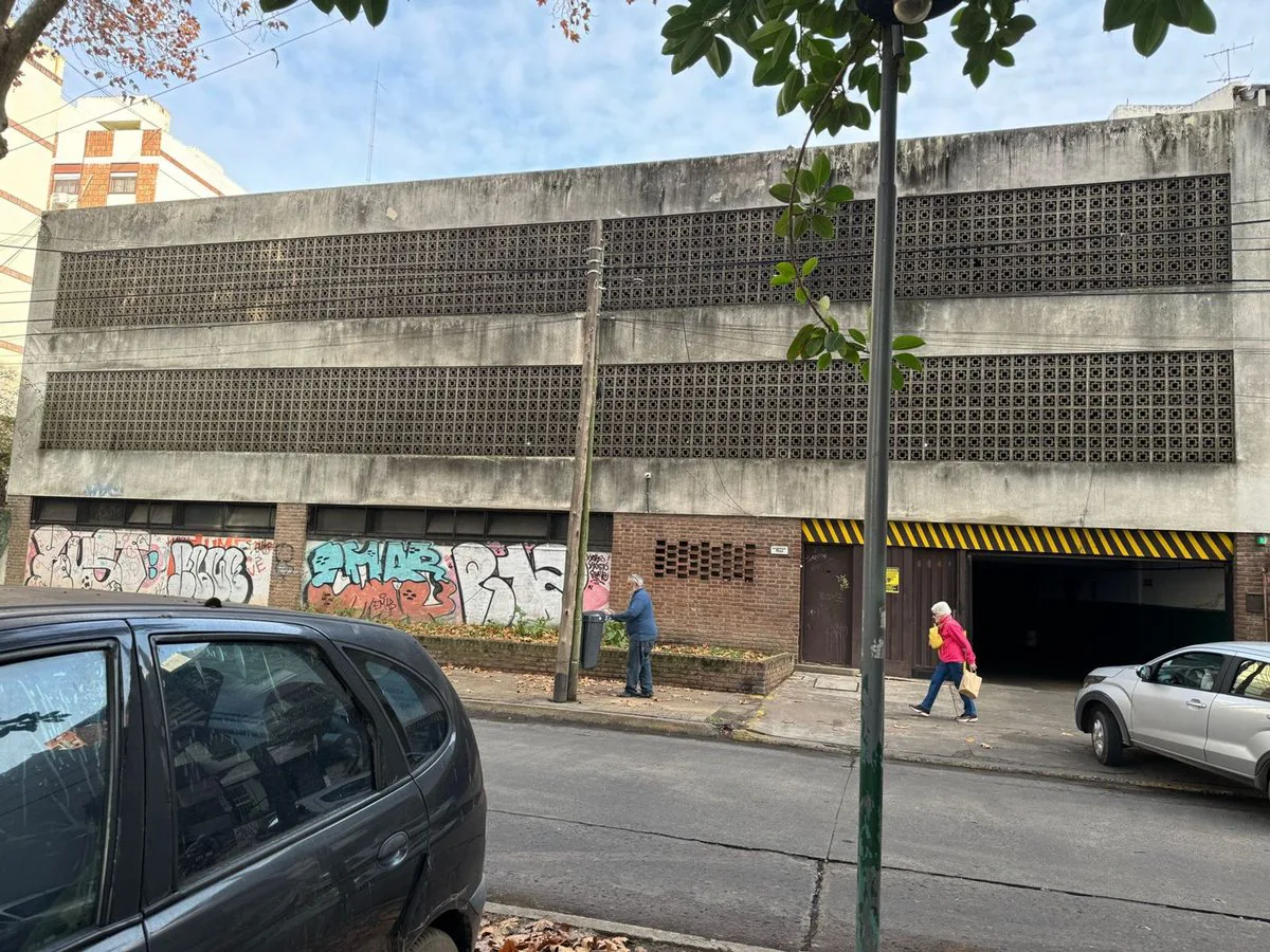 COCHERAS VENTA VICENTE LOPEZ, CUBIERTAS EN BLOQUE foto 3