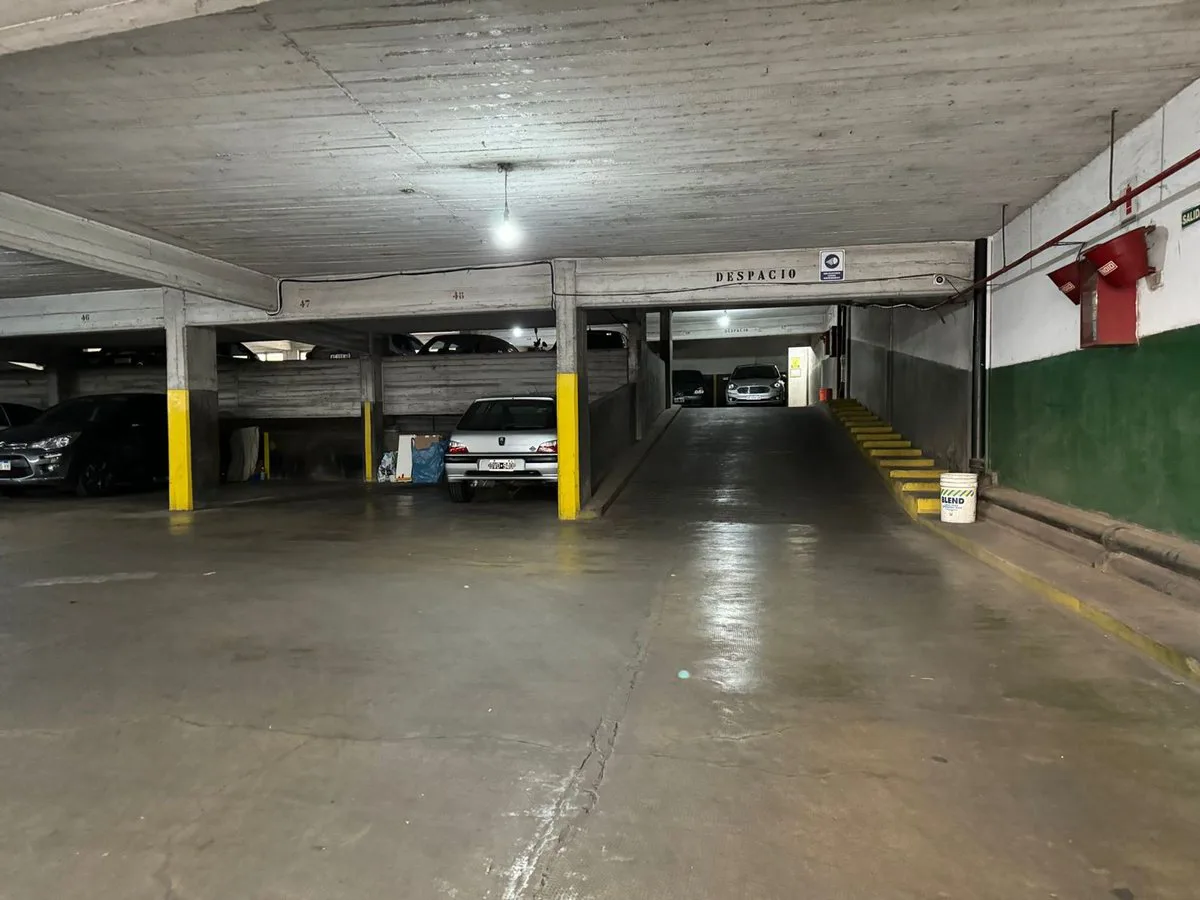 COCHERAS VENTA VICENTE LOPEZ, CUBIERTAS EN BLOQUE foto 5