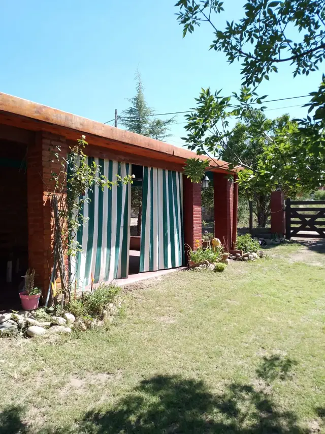 EN VENTA CASA MAS MONOAMBIENTE EN CURA BROCHERO
