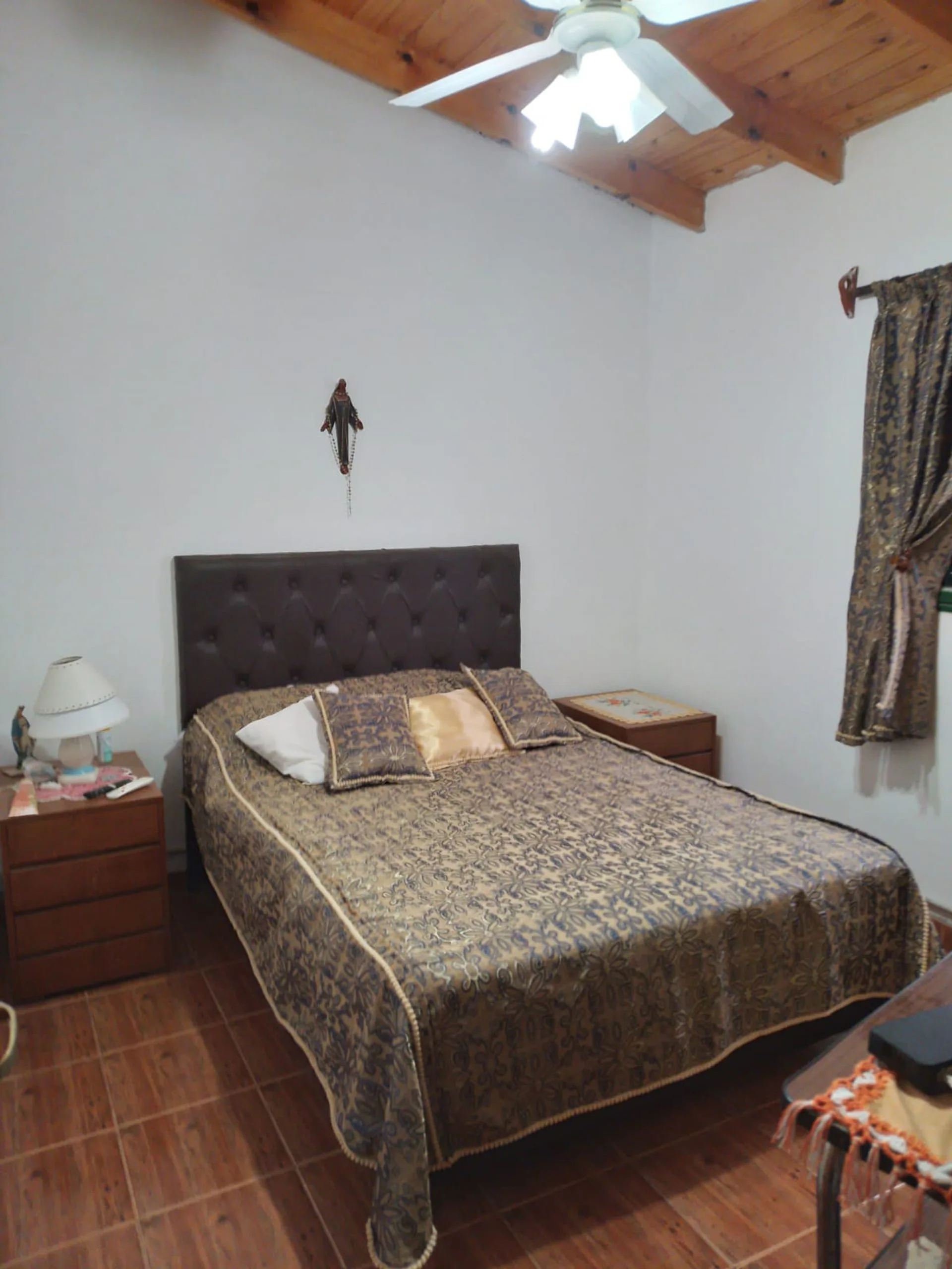 EN VENTA CASA MAS MONOAMBIENTE EN CURA BROCHERO foto 2