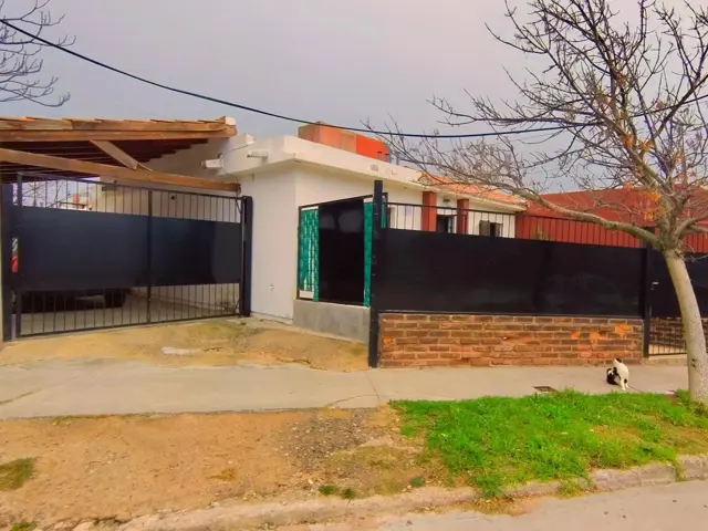 VENTA CASA 2 DORMITORIOS zona 3 rotonda SAN LUIS