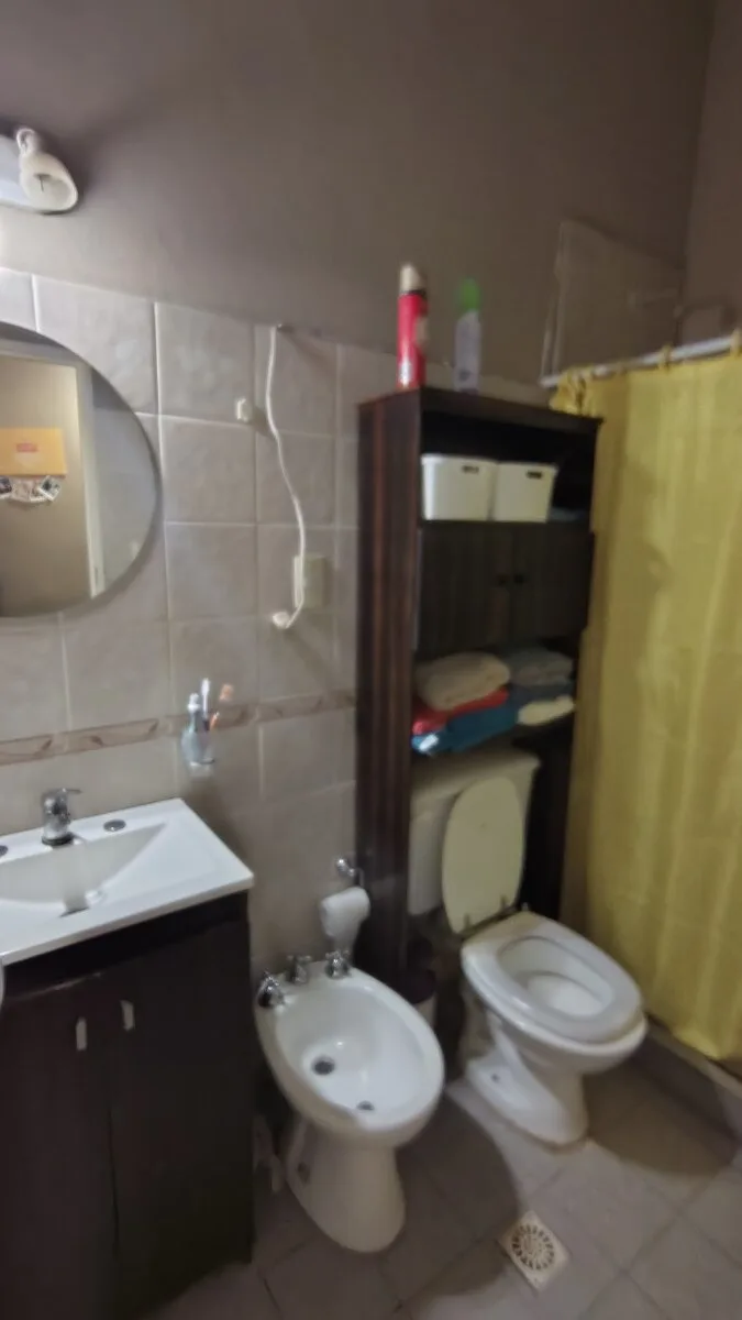 VENTA CASA 2 DORMITORIOS zona 3 rotonda SAN LUIS foto 4