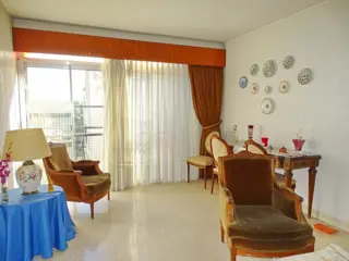 HERMOSO DEP- DE 4 AMB, BALCÓN  Y BAULERA foto 3
