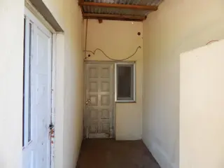 Local comercial y dos Deptos sobre Ac. Dr. Bastián. SAN JOSE. foto 4