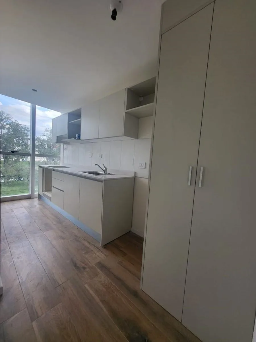 VENTA DPTO 1 DORMITORIO GARDEN INN 3 P. 8 AL RI0 foto 2