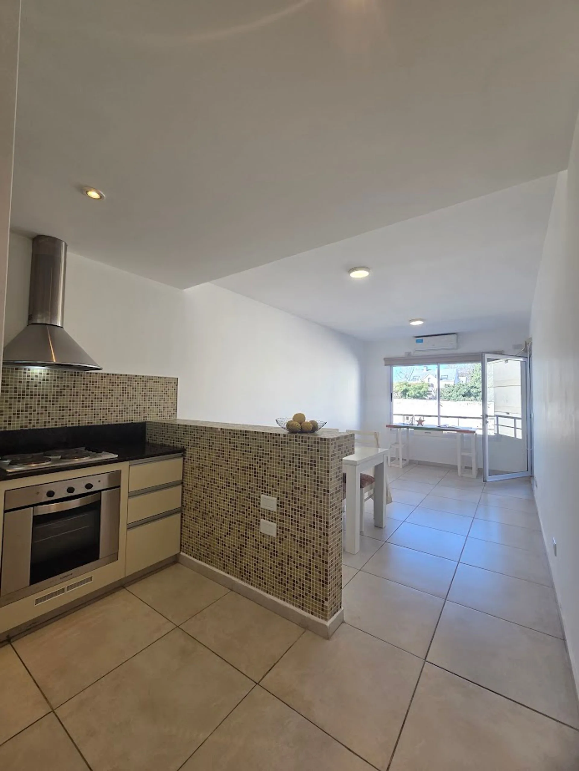 VENTA depto 2 amb balcon Villa Urquiza foto 2