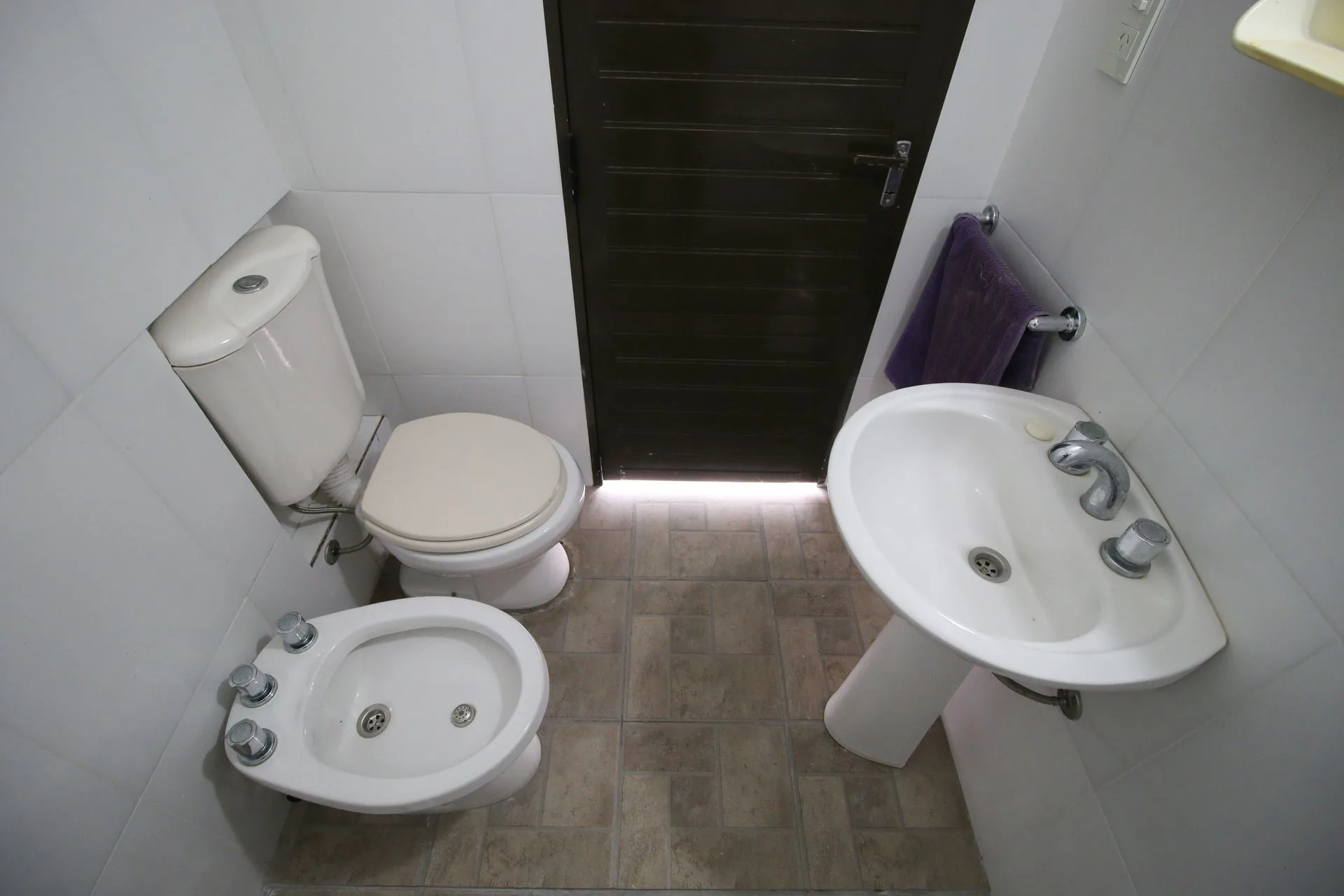 Venta casa 6 amb, pileta, quincho, jardín, jacuzzi foto 4