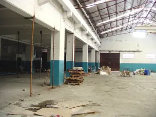 Excelente galpón en alquiler foto 5