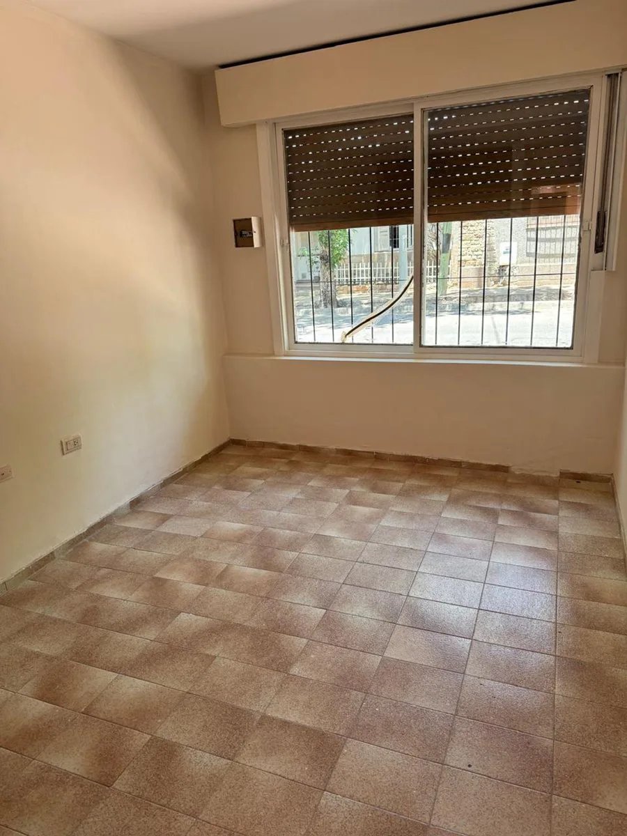 Venta de duplex en Barrio Bombal foto 3