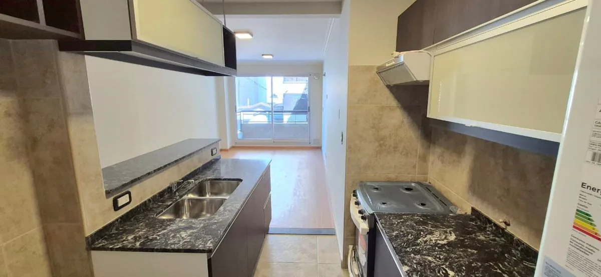 En Venta Departamento 1 Dormitorio. Zona Rio foto 2