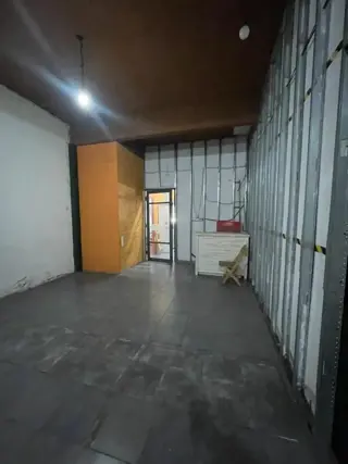 Salón/deposito en alquiler foto 5