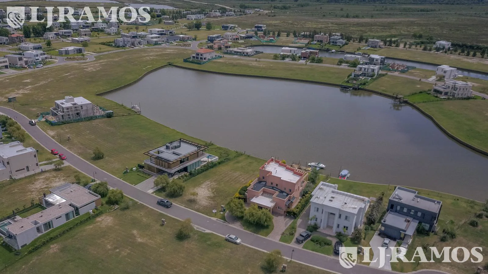 Espectacular lote al Rio en El Naudir - PG foto 3