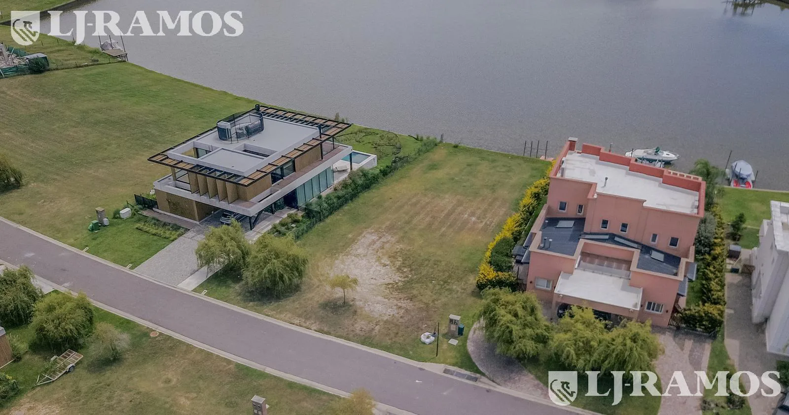 Espectacular lote al Rio en El Naudir - PG foto 5