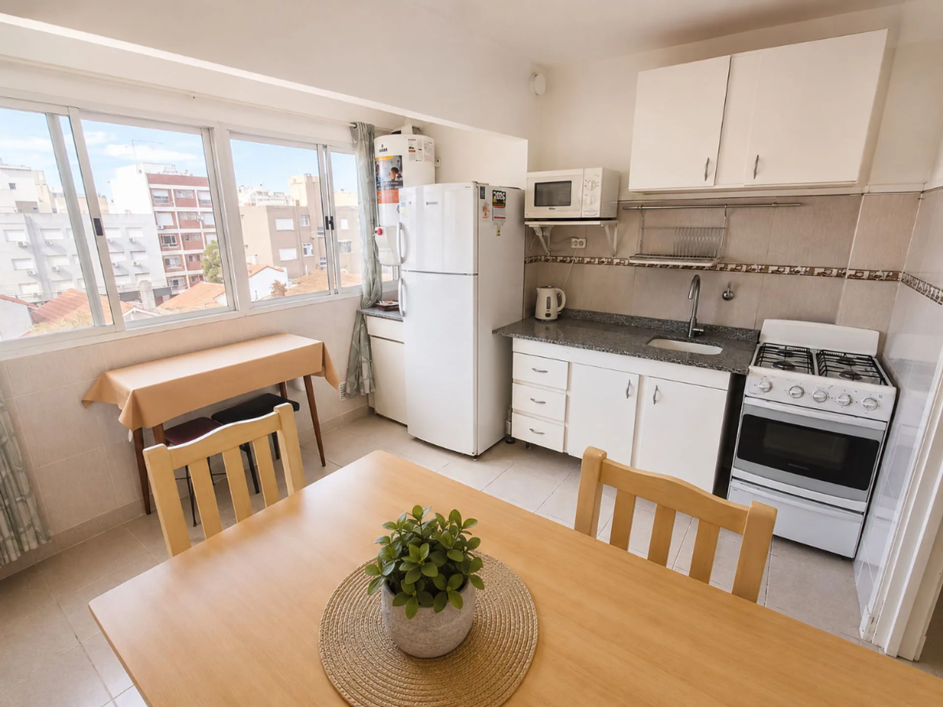 VENTA DEPARTARTAMENTO 4 AMB ZONA ALDREY foto 3