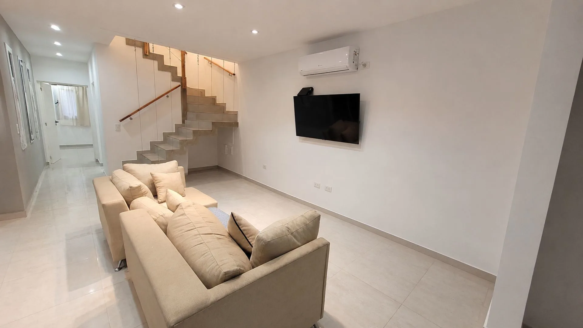 CASA EN VENTA EN MAR AZUL foto 5