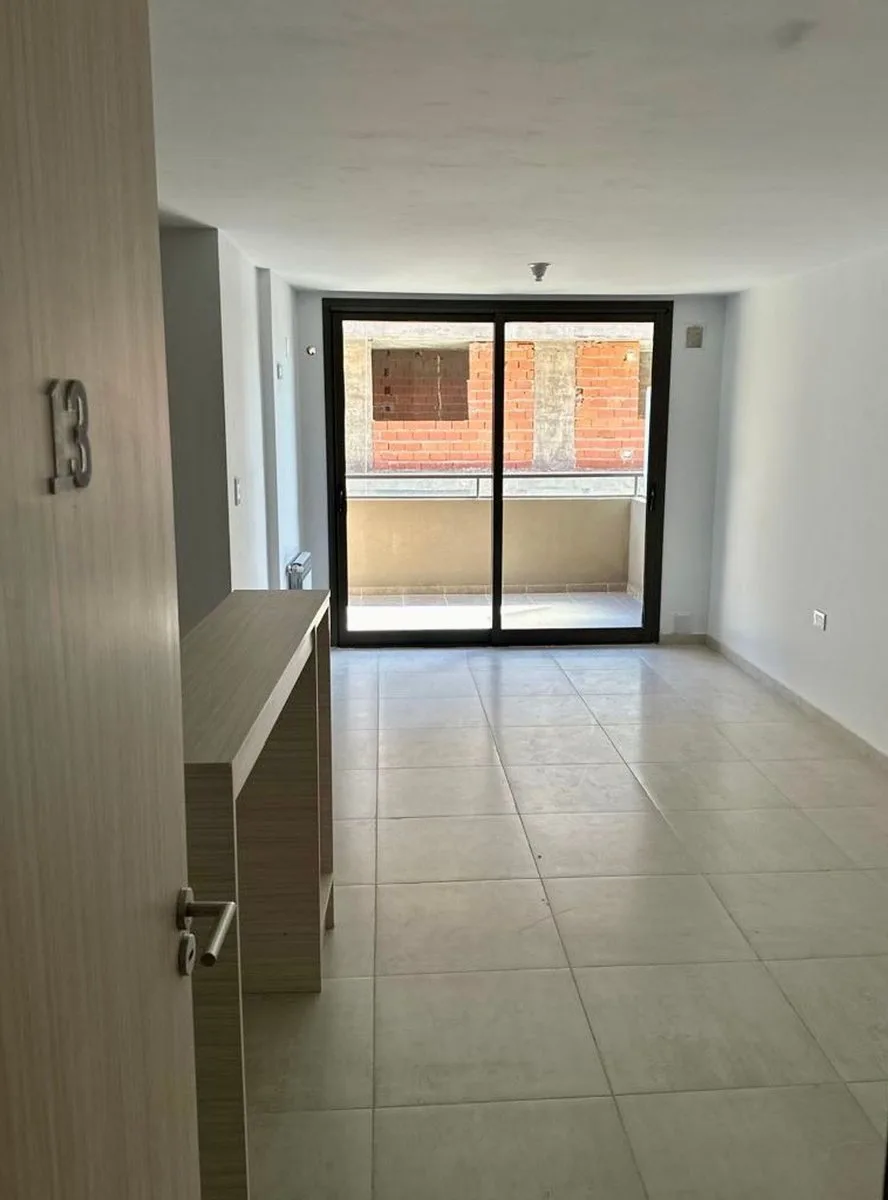 EN VENTA DTO 1 DORM. EN "AMALFI" COSTANERA V.MARIA foto 4