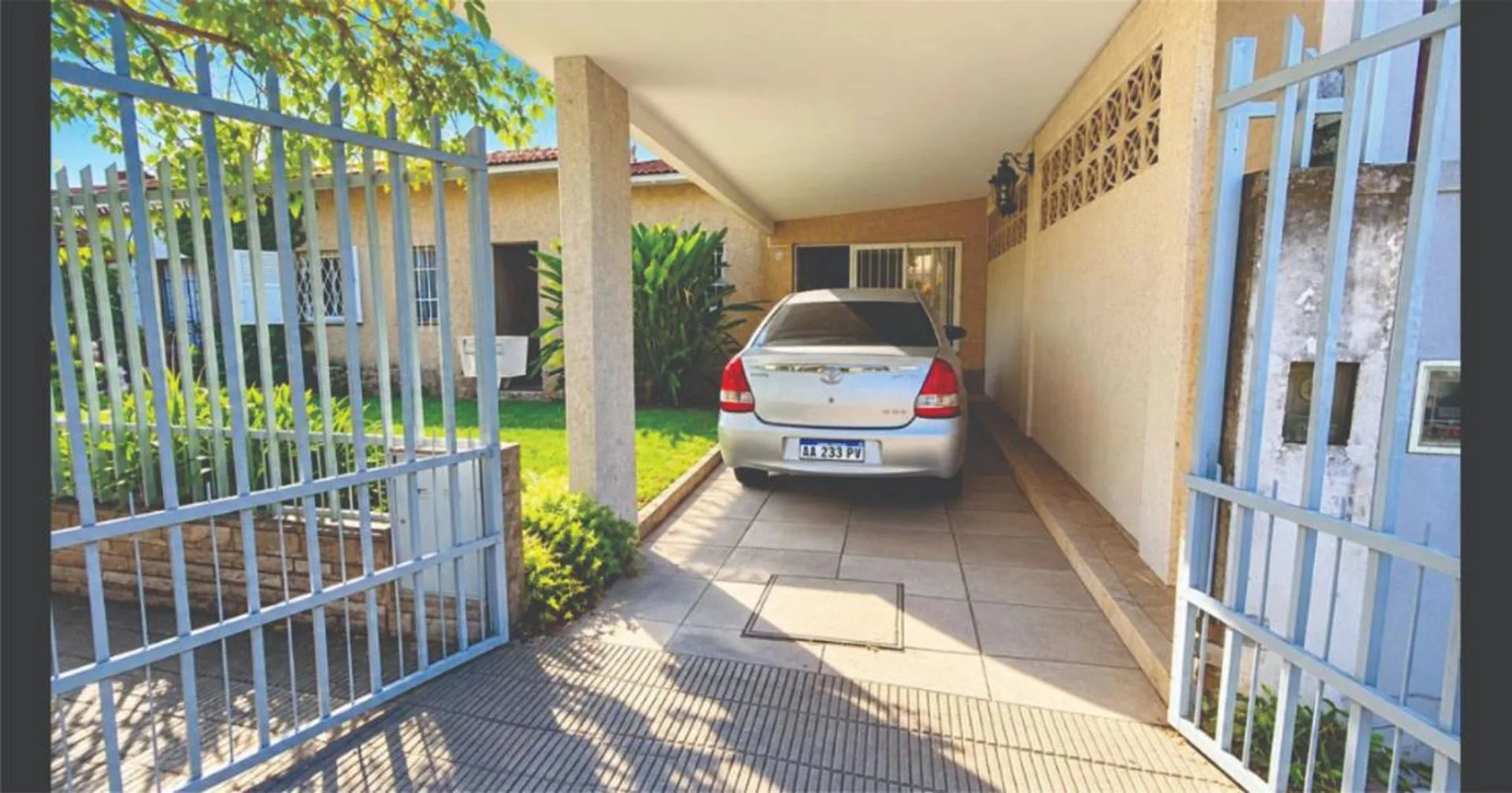 SE VENDE CASA EN, CIUDAD JARDIN, EL PALOMAR. foto 2