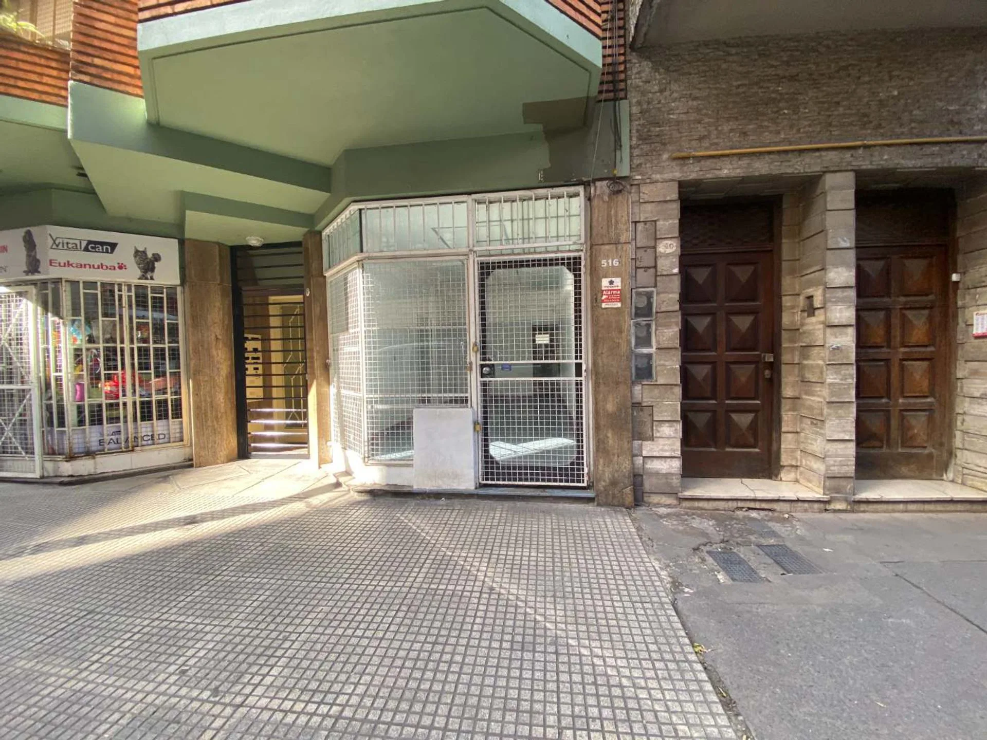 Local en venta en Caballito a la calle c/patio foto 3