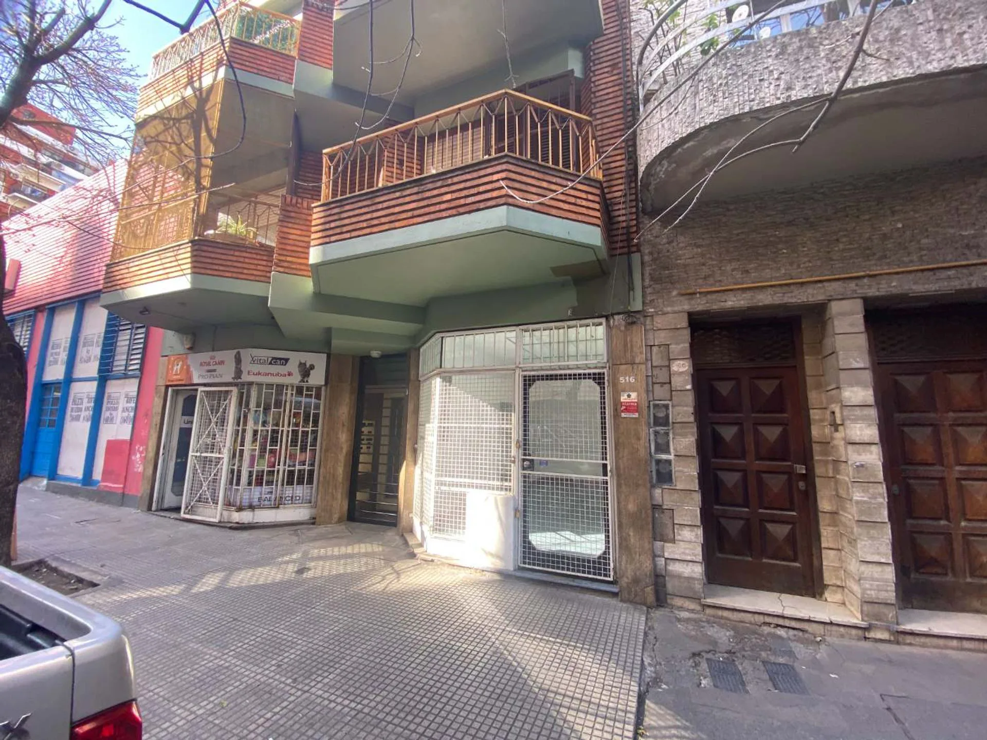 Local en venta en Caballito a la calle c/patio foto 4