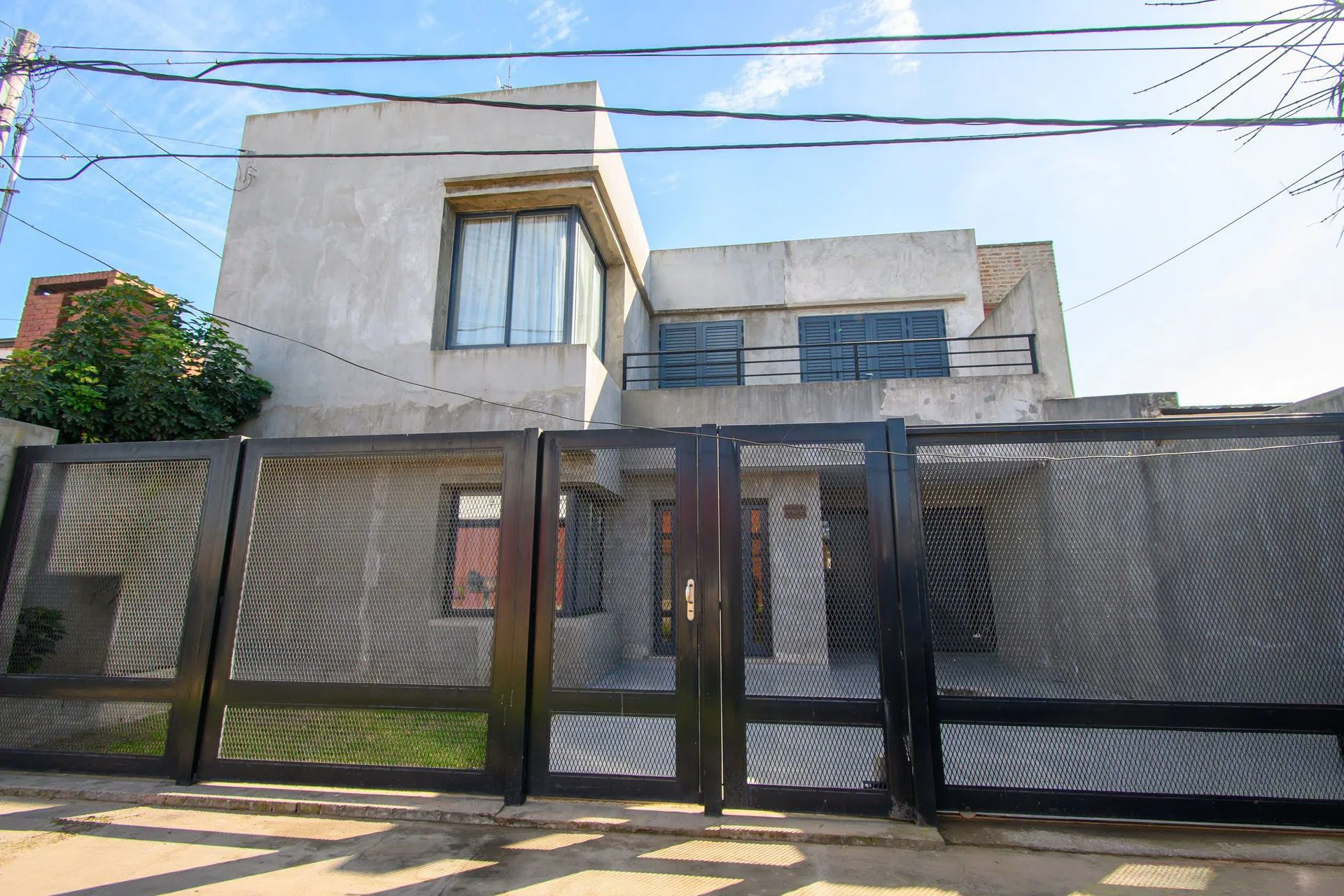 CASA A LA VENTA URQUIZA foto 3