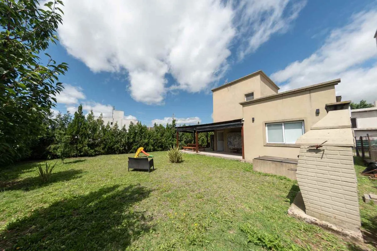 ALQUILER CASA 4 AMB EN  LAGUNA AZUL EZEIZA foto 5