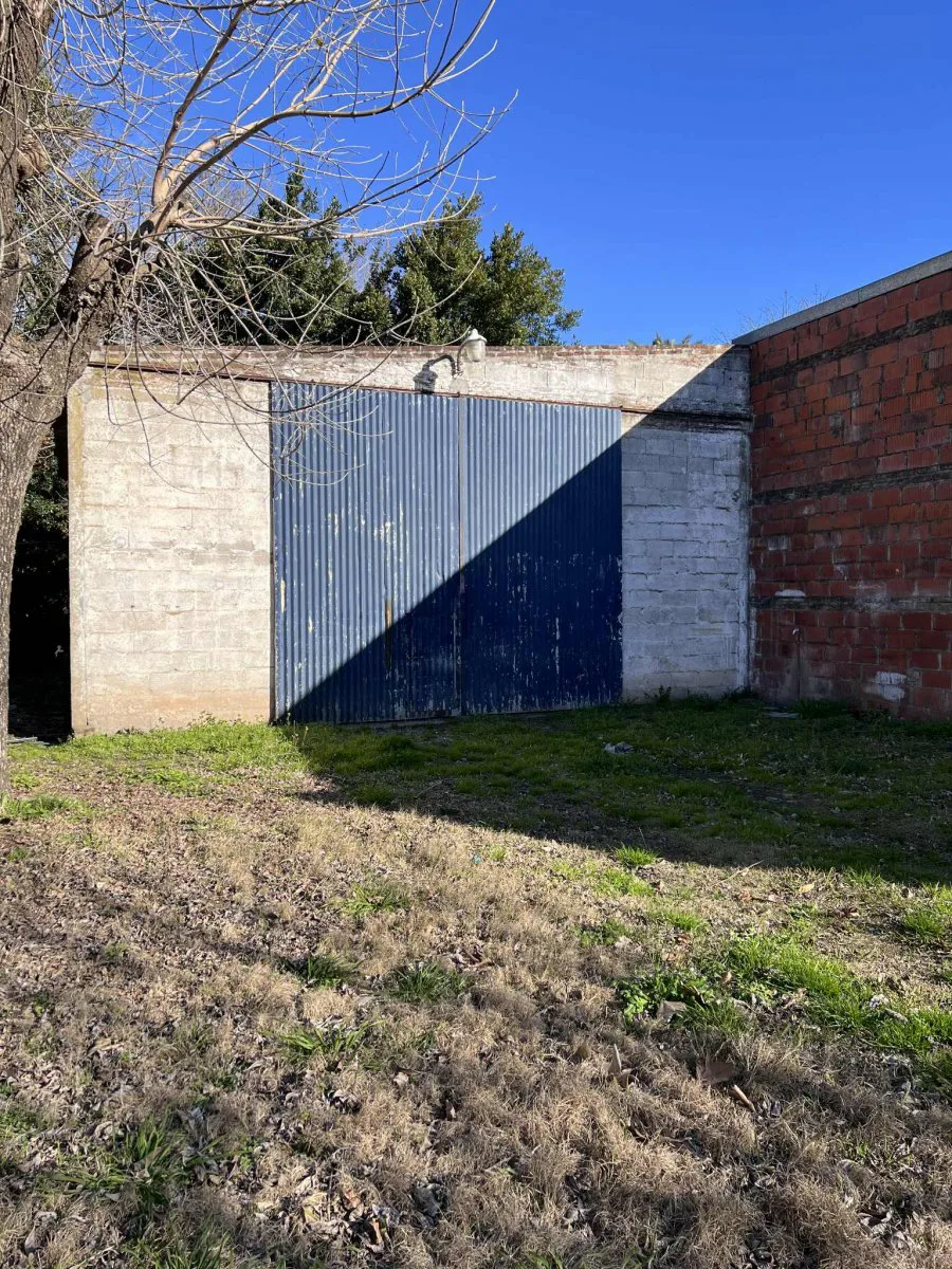 Galpón en venta sobre calle Arroquigaray foto 3