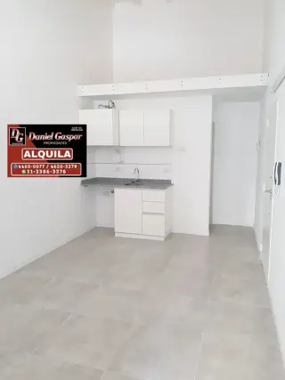 ALQUILER - MONOAMBIENTE EN PRIMER PISO - IMPECABLE ESTADO foto 1