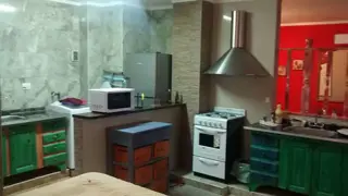 Departamento en excelente ubicación a metros de la costa y el centro. foto 1