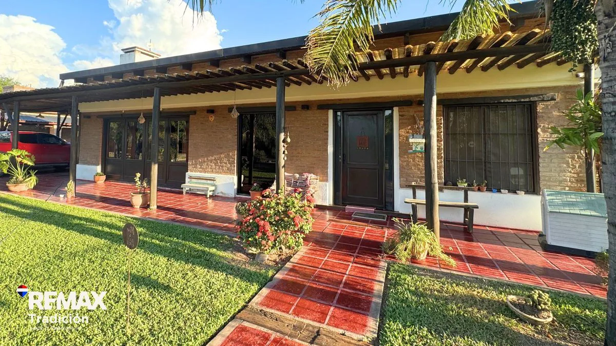CASA EN VENTA - 4 HABITACIONES - MONTE ALTO foto 2