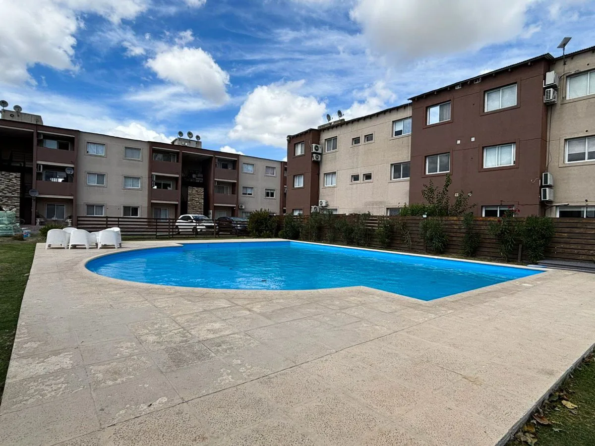 DEPARTAMENTO EN VENTA EN CANNING TRES AMBIENTES foto 3