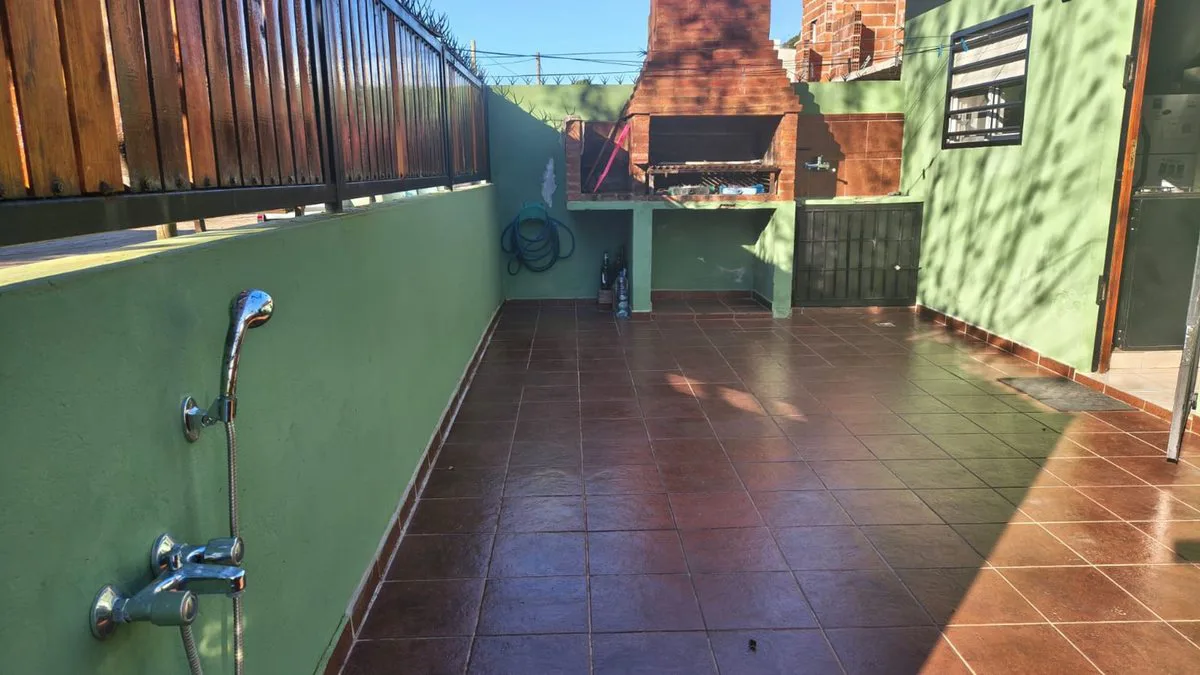 DEPARTAMENTO VENTA 4AMB PATIO COCHERA MAR DEL TUYU foto 4