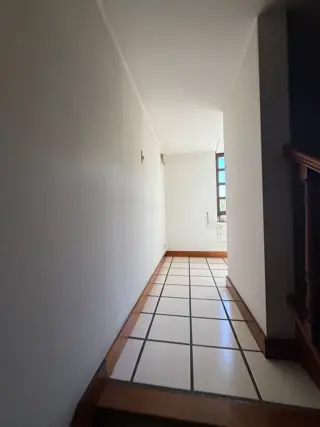 venta casa villa luro,276 m2, muy buen estado foto 4