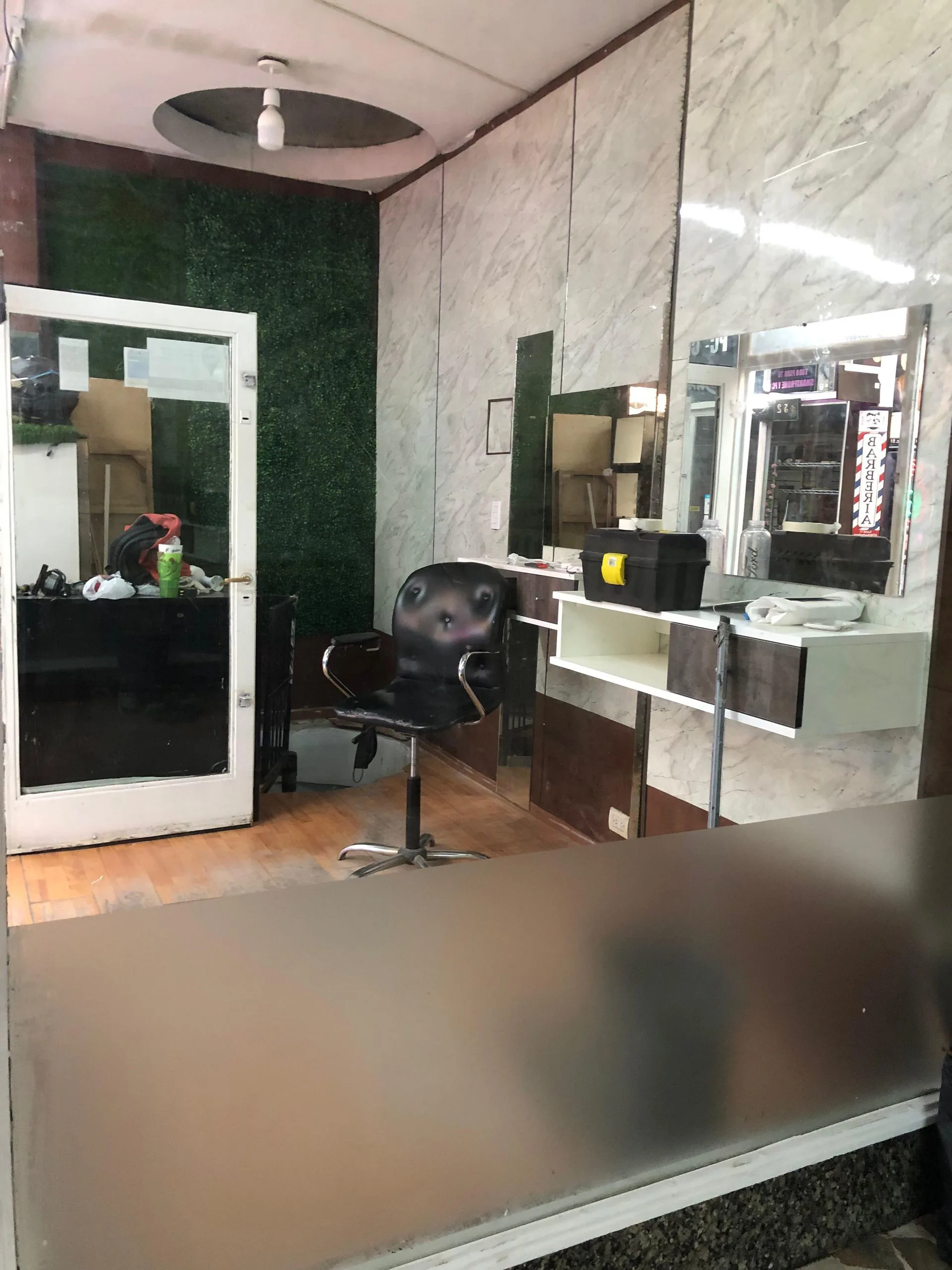 VENTA LOCAL CON RENTA BOEDO EN GALERIA COMERCIAL foto 2