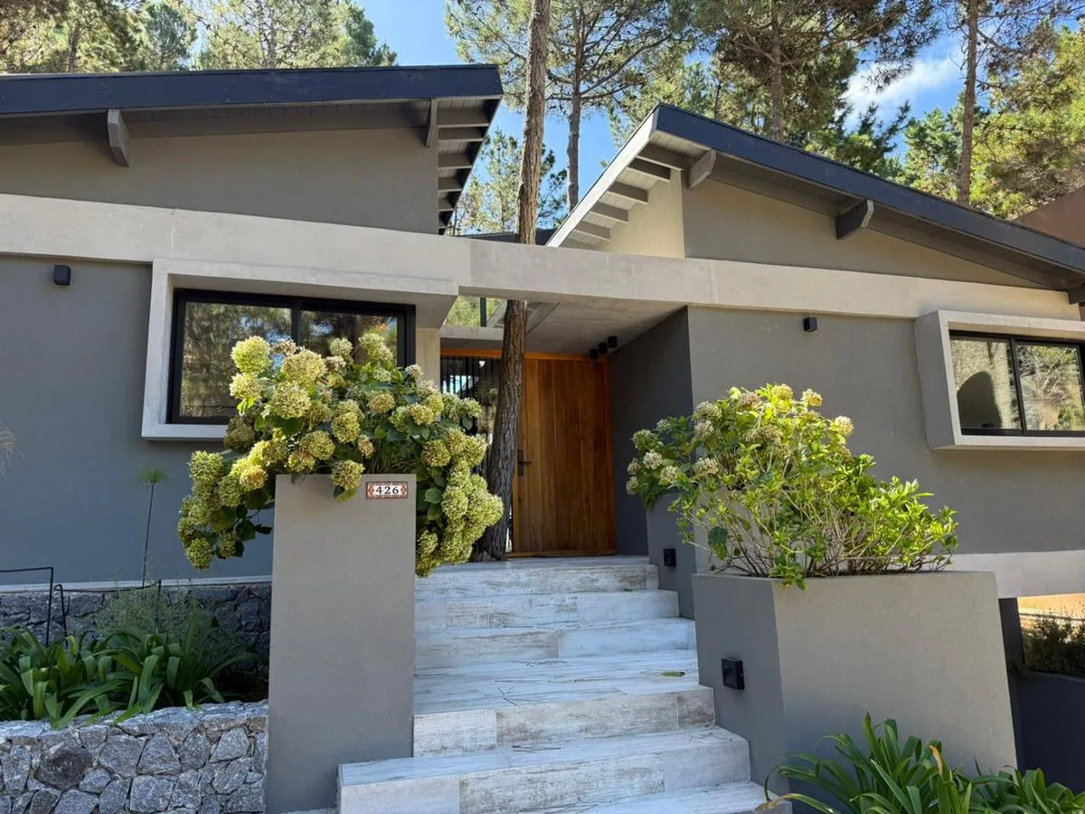 CASA VENTA VILLA ROBLES BRISAS 5 AMB GARAGE