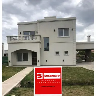 Venta de casa con pileta - Barrio los talas- Canning foto 1