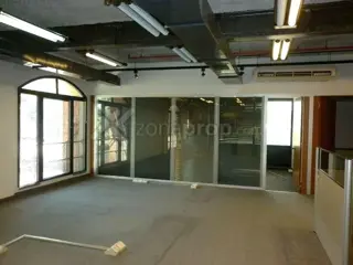 OFICINA EN ALQUILER EN PUERTO MADERO foto 4