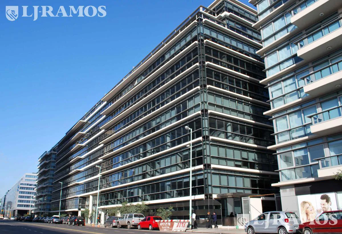 Alquiler de oficina de 275 m2 en Puerto Madero foto 2