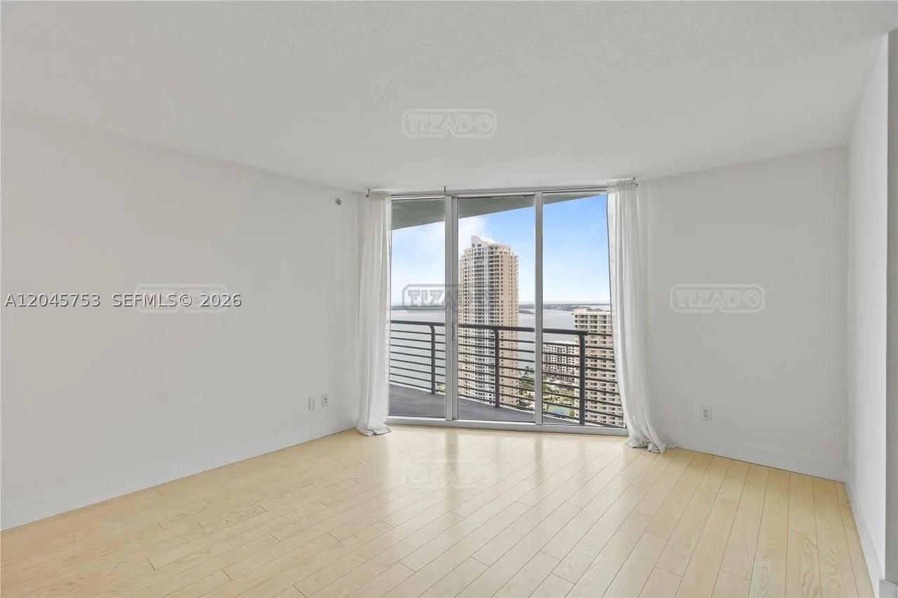 335 S Biscayne Blvd #3505 300 foto 3